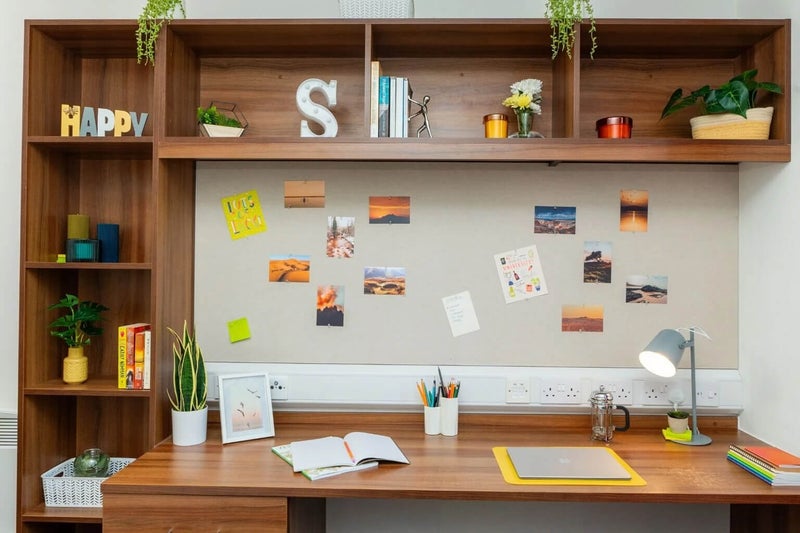 Photo 1: Private study space