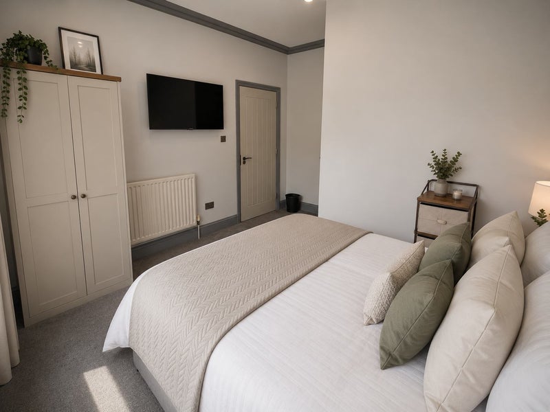 Photo 1: ROOM 1 