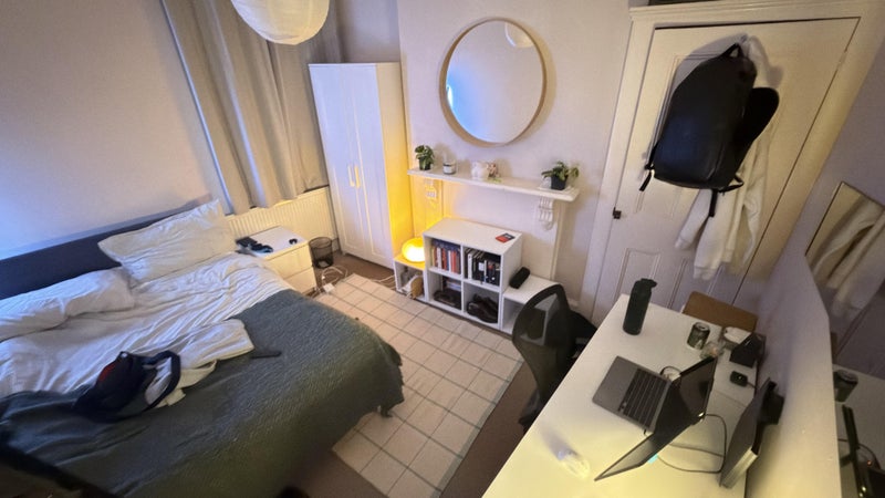 Photo 1