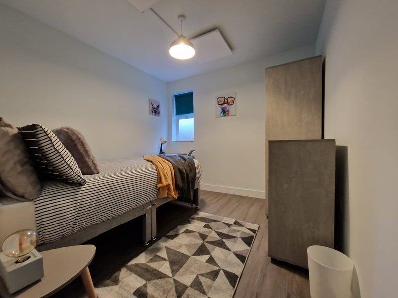 Photo 1: ENSUITE BEDROOM
