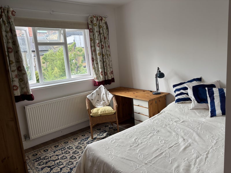 Photo 1: Bedroom room available now