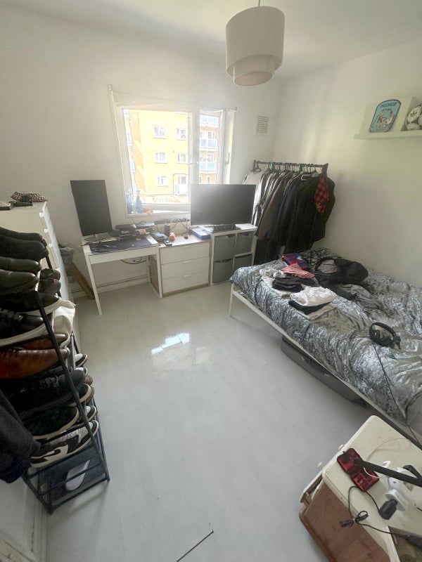 Photo 1: available from 31.08.2026 furnished as in pictures 875pcm