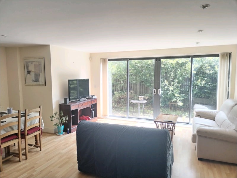 Photo 1: Living room