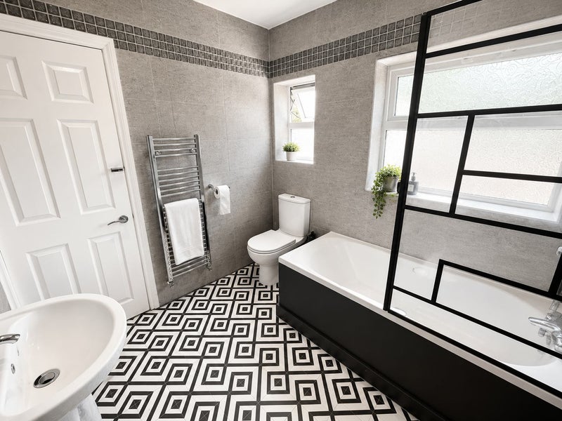 â­York Road | Newly Renovated | All Bills Includedâ­ - View 2