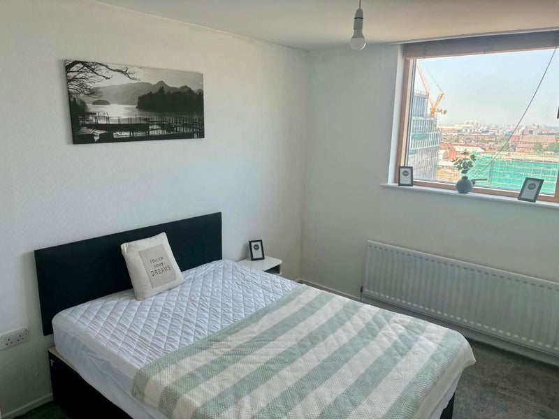 Apartment in Liverpool, Pride Quarter, Vauxhall - View 2