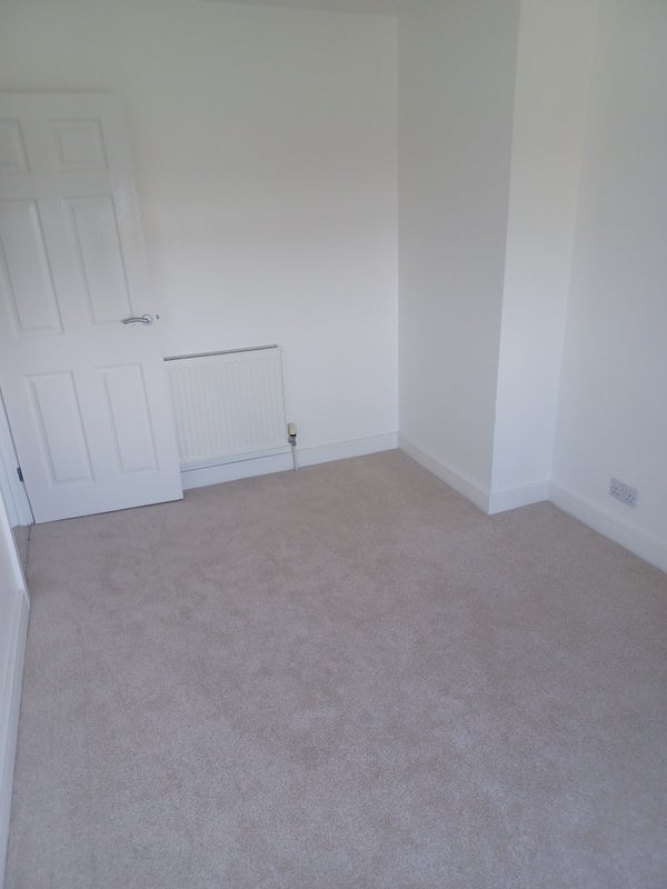 Apartment in Bristol, Knowle West, Knowle - View 2