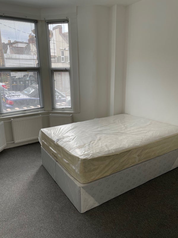 double rooms in Bristol (BS5) - View 6