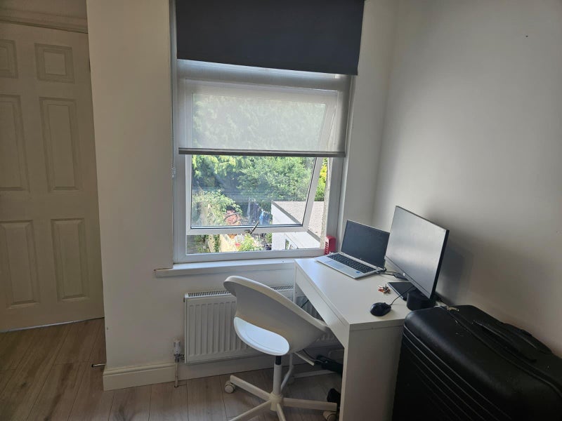 Apartment in Watford, Hertfordshire - View 4