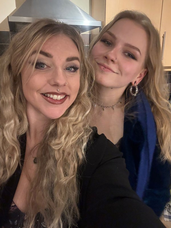 Photo 1: Sian and Triin