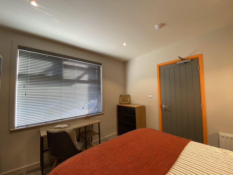 double rooms in Bristol (BS10) - View 4