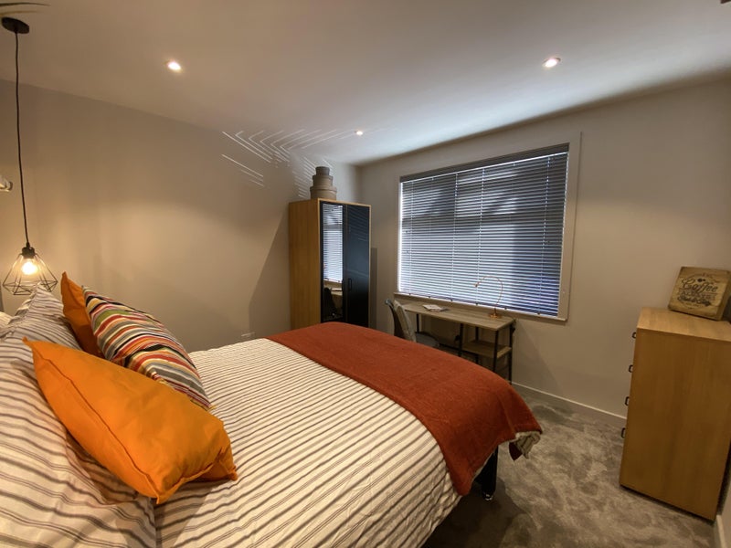double rooms in Bristol (BS10) - View 2