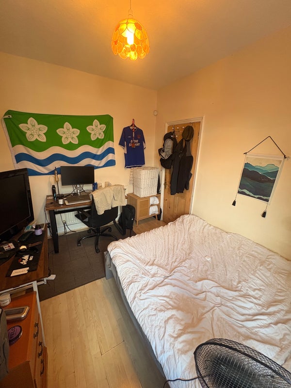 Photo 1: Your room