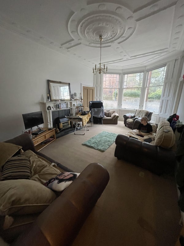 Photo 1: living room