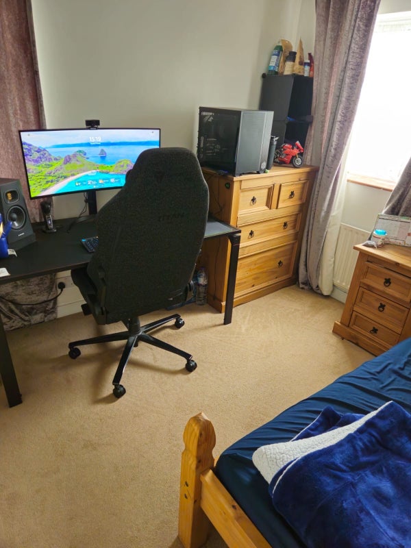 Photo 1