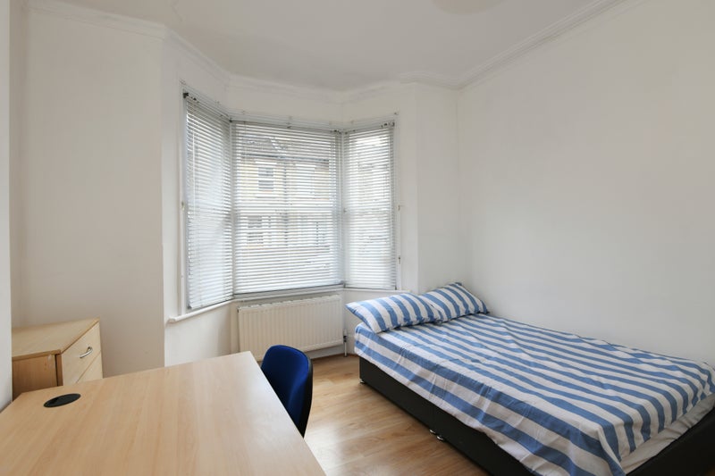 Apartment in London, Stratford New Town, Maryland - View 4
