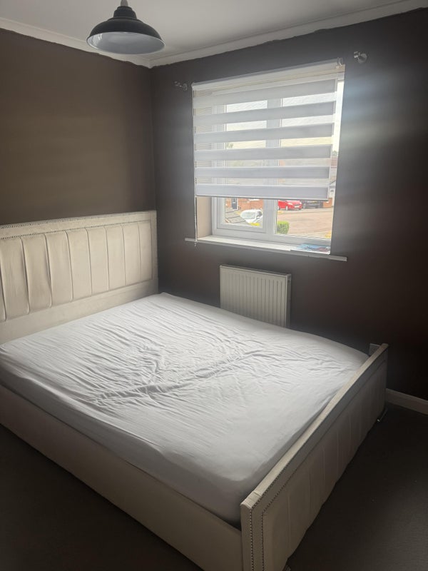 Photo 1: Room is a double and will come with bedding provided