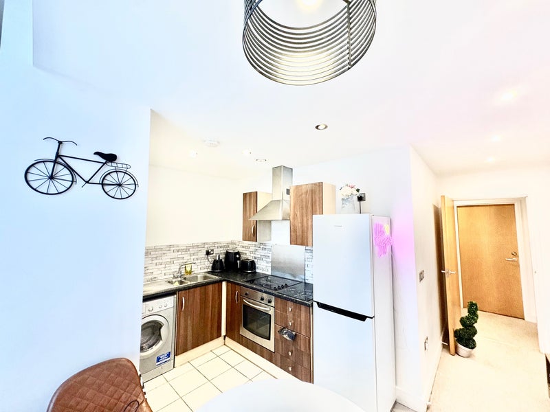 double rooms in Manchester City Centre (M1) - View 6