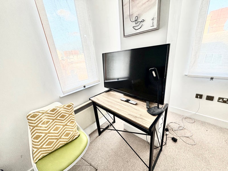 double rooms in Manchester City Centre (M1) - View 4