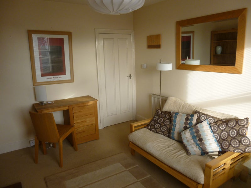 Photo 9: Lounge
