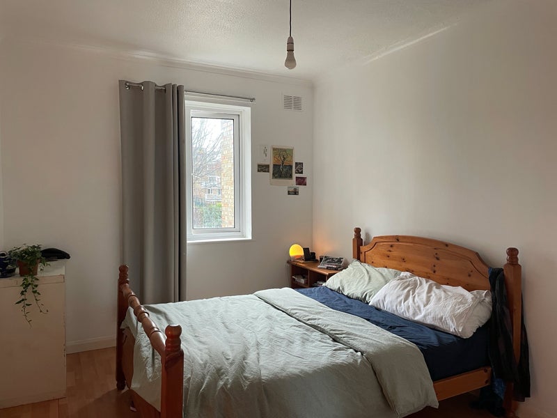 Photo 1: Bedroom :) 