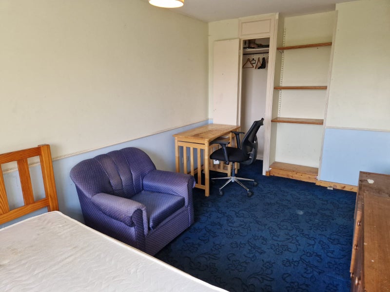Photo 1: BEDROOM