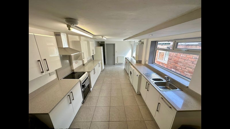 Photo 1: Shared kitchen
