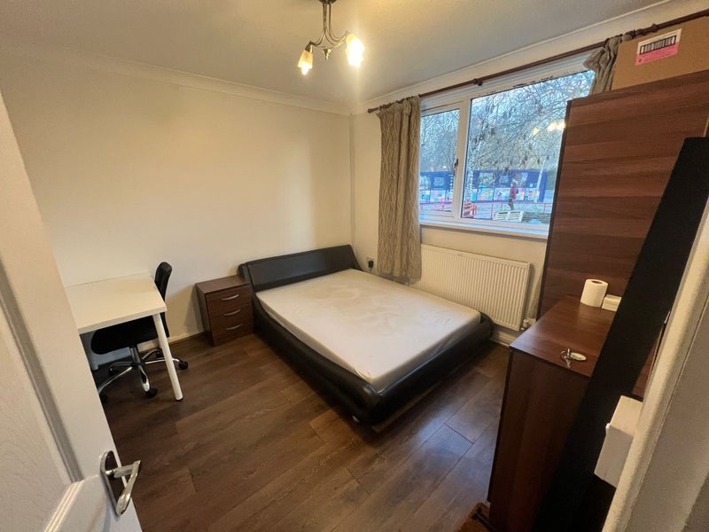 Photo 1: Double Room On The Ground Floor