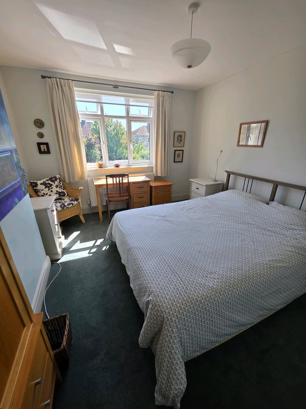 double room in Bristol (BS5) - View 2