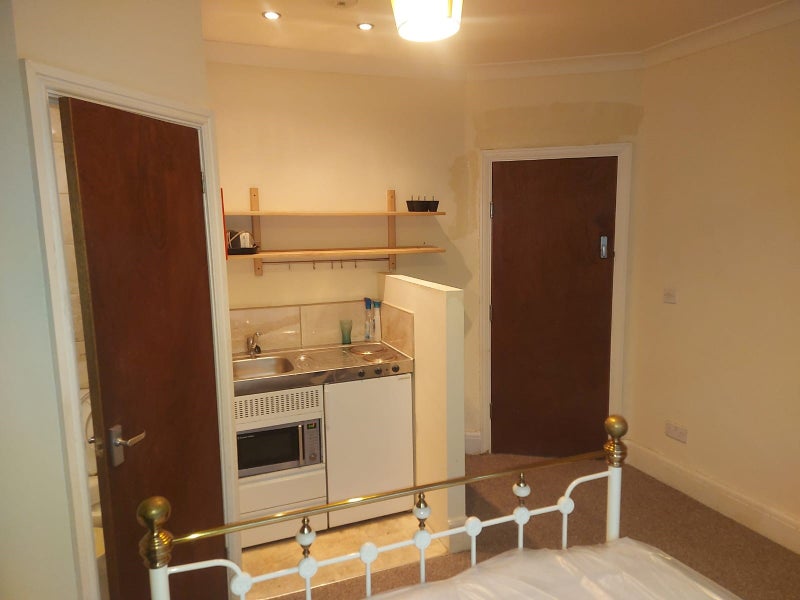 Apartment in Birmingham, West Midlands - View 2