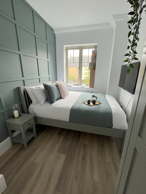 Photo 1: Room 3
