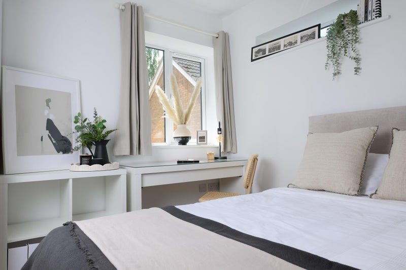 Apartment in Hinckley and Bosworth, Burbage, Leicestershire - More