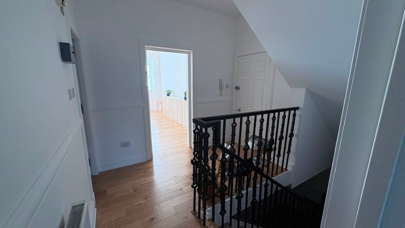 Apartment in Glasgow, Woodlands - More