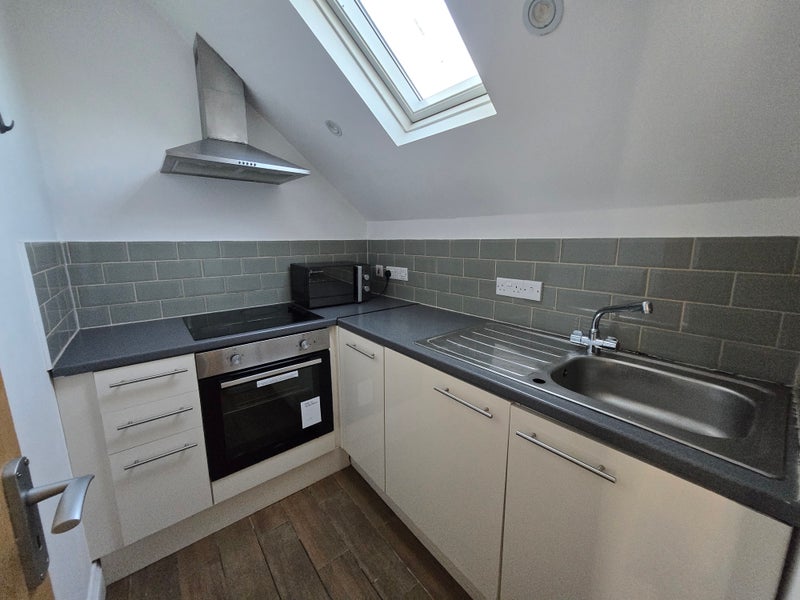 Apartment in Northampton, Spencer - More