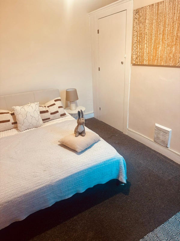 ð Good sized double | First floor | Bills inc â¨ - View 4