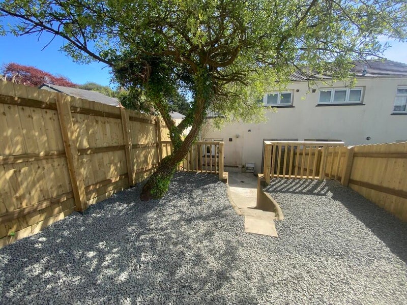 Photo 1: Front garden