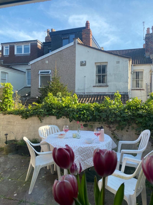 double room in Southville (BS3) - More