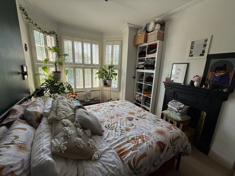 Photo 1: The room available 