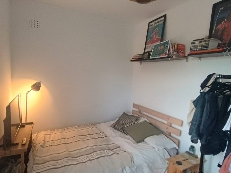 Photo 1: Bedroom