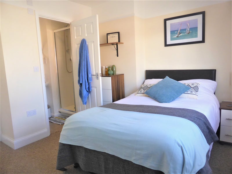 Photo 1: Bed 6-Double bedroom on 1st floor with private ensuite and walk in 2 walk-in wardrobes