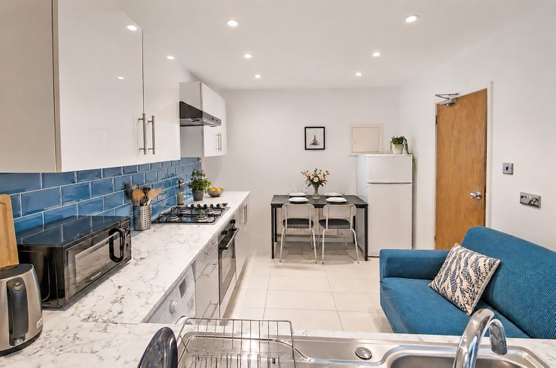 Apartment in London, St. George in the East, Whitechapel - View 2