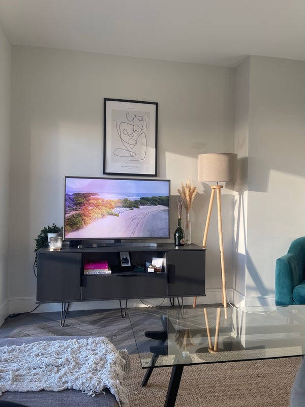 Photo 1: Living area