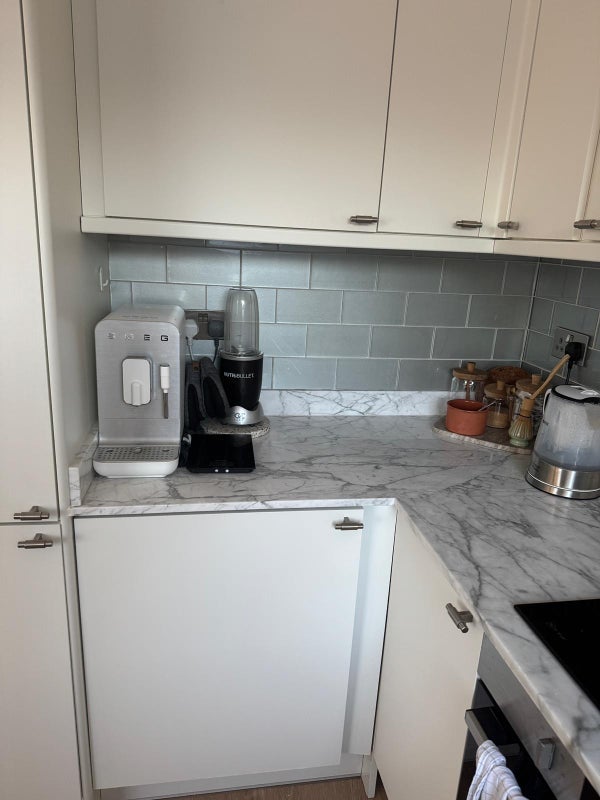 Apartment in Northfields - View 2
