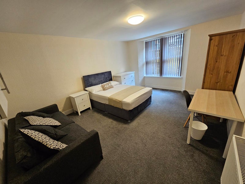 Photo 1: Room 5 - £795