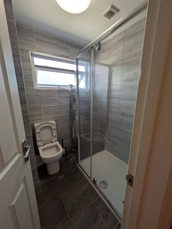 Apartment in Harlow, Staple Tye - More