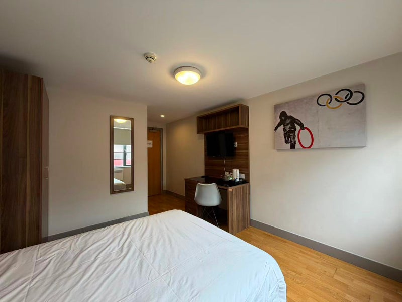 Apartment in Brighton - View 4