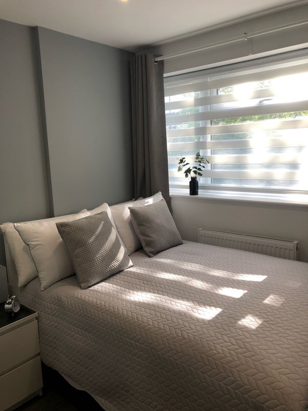 Apartment in Crawley, West Sussex - View 2