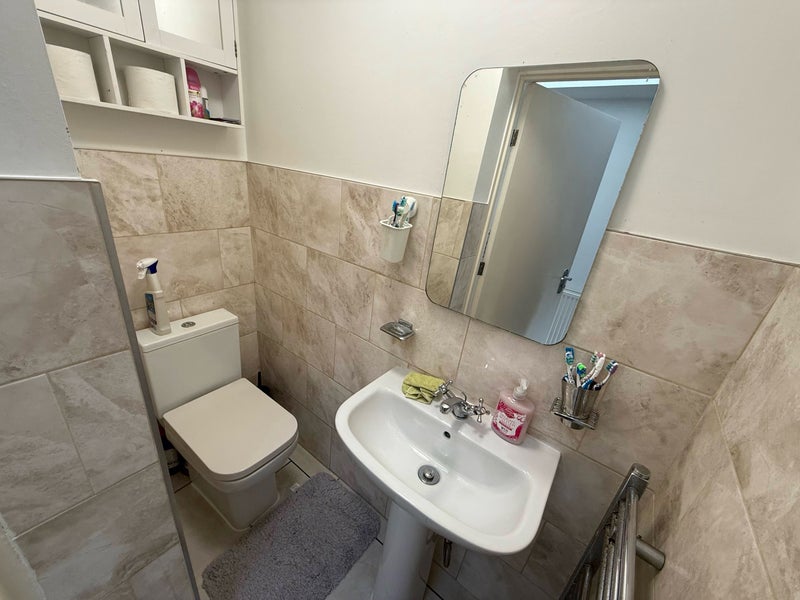 Apartment in Watford, Holywell Estate - View 6