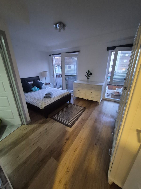 Large Double ensuite room in central Southsea - More
