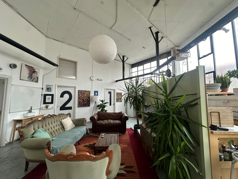 Photo 1