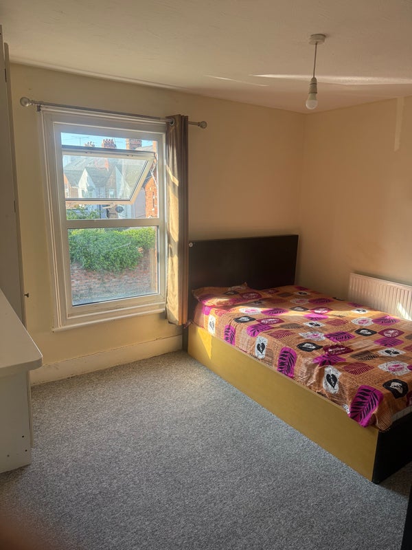 Apartment in Reading, Newtown - View 6